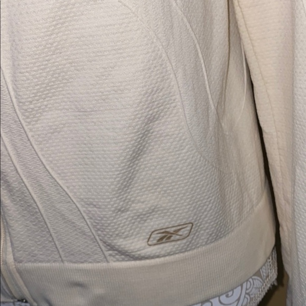Women’s Large Reebok Jacket - Picture 6 of 7